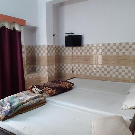 Hotel Yuvraj Patna  Exteriör bild