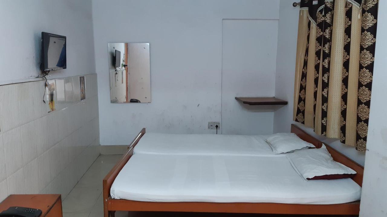 Hotel Yuvraj Patna  Exteriör bild