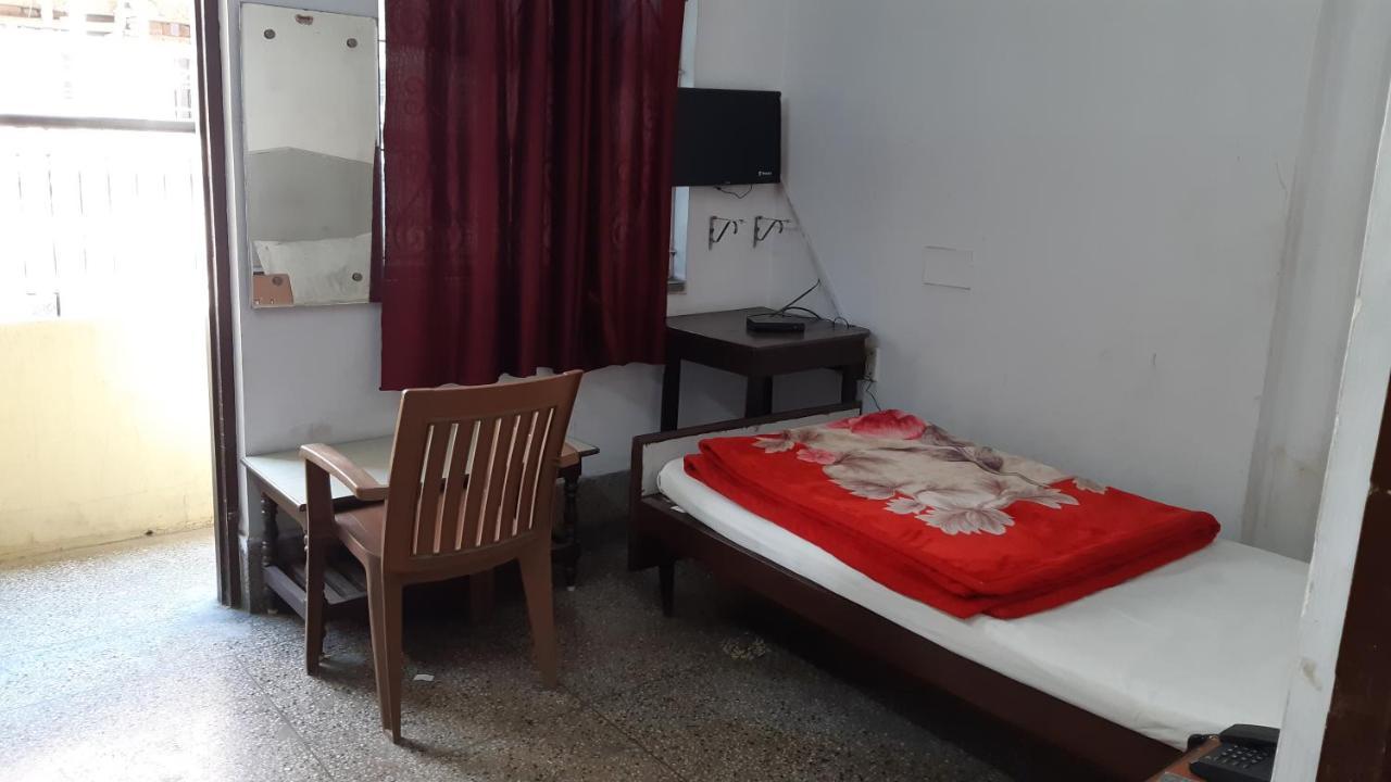 Hotel Yuvraj Patna  Exteriör bild