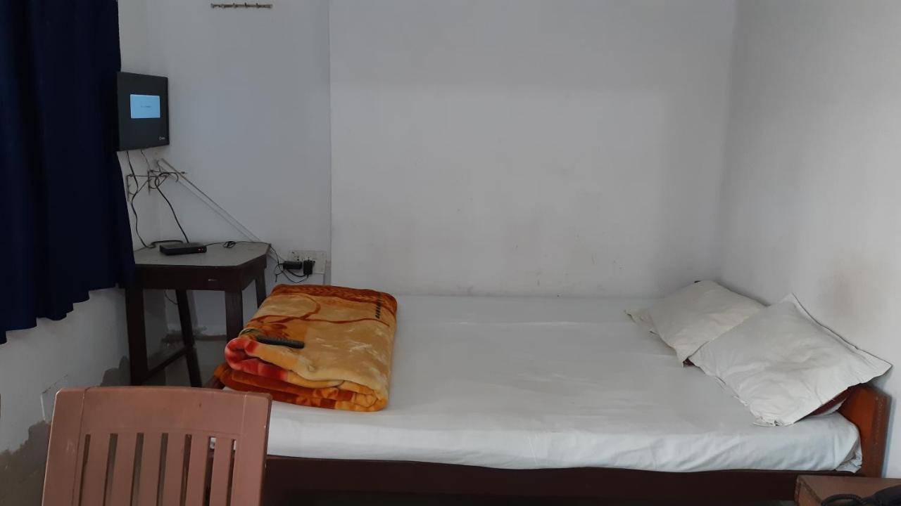 Hotel Yuvraj Patna  Rum bild